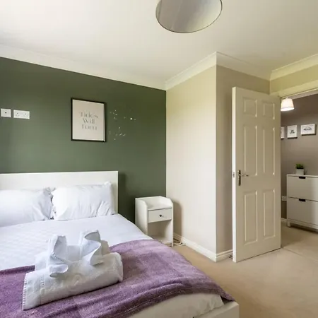 Guestready - Suburban Living In Cheswick Village *