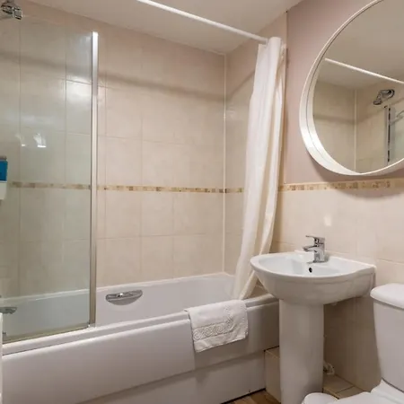 Apartment Guestready - Suburban Living In Cheswick Village *