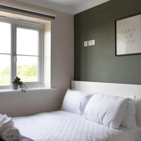 Guestready - Suburban Living In Cheswick Village * Bristol
